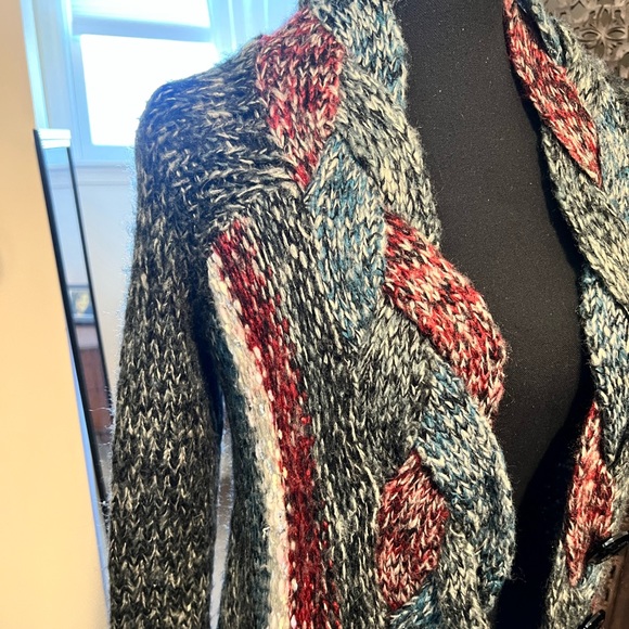 Hand knit cardigan sweater - Picture 7 of 13